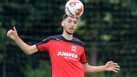 者杯上的表 者杯上的表