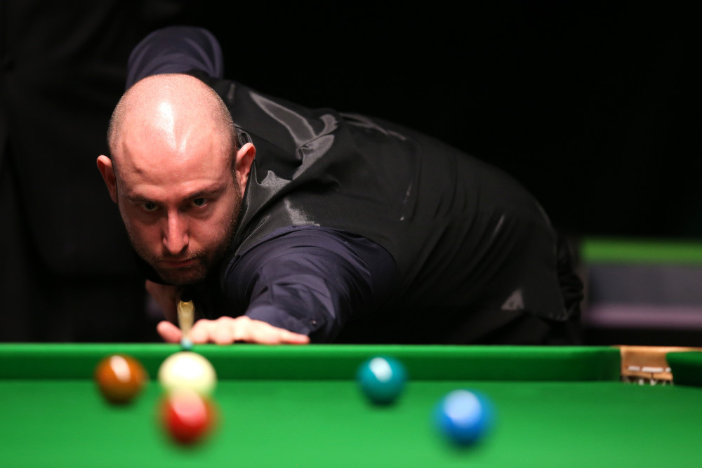 而在欧冠等 而在欧冠等