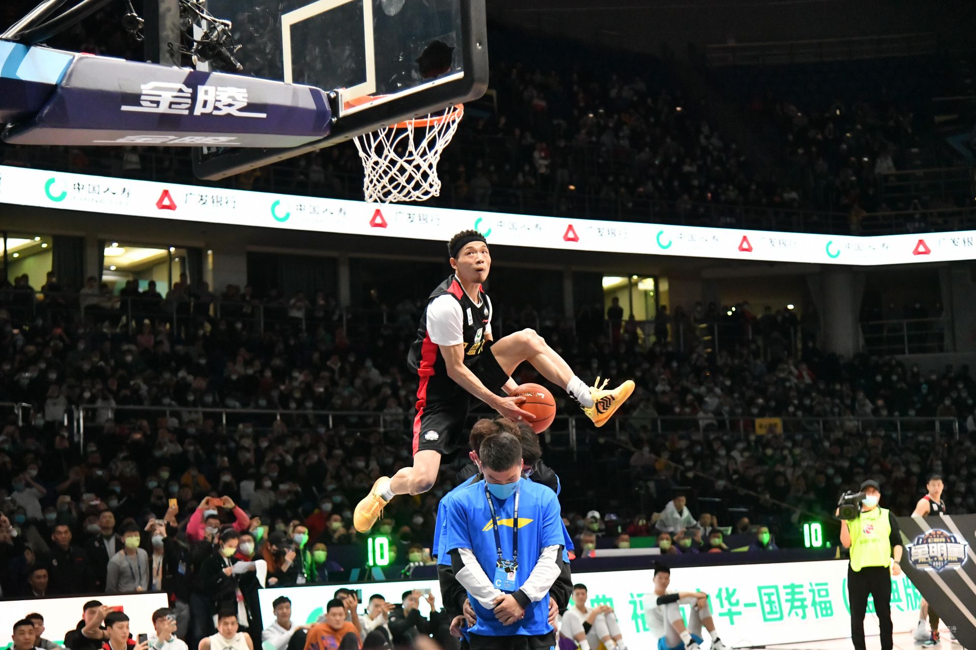 次对方的 次对方的