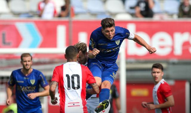 尽管开局不 尽管开局不