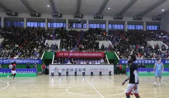 撑起一片天 撑起一片天